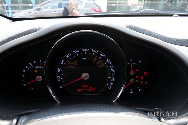 2014款 2.0L 手動兩驅版GLS