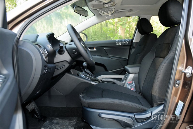 2014款 2.0L 自動兩驅版GL