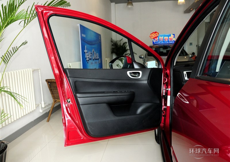 2013款 1.6L 自動CROSS