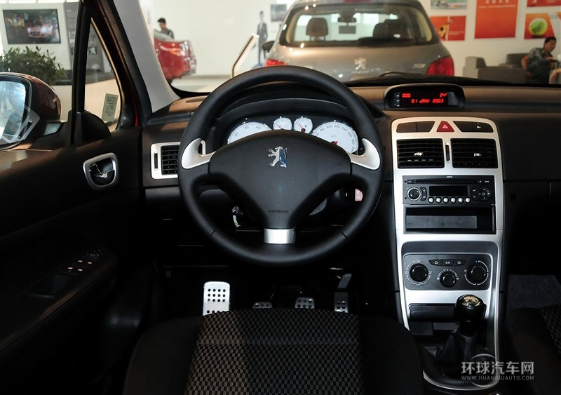 2013款 1.6L 手動CROSS