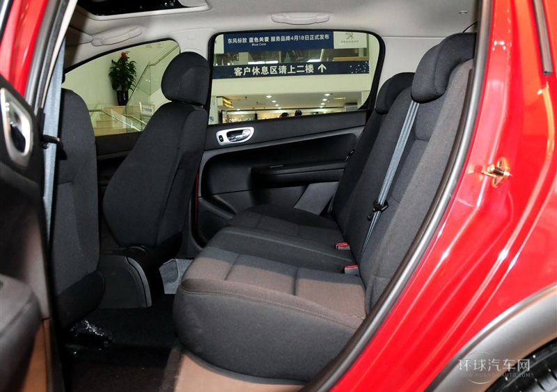 2013款 1.6L 手動(dòng)CROSS