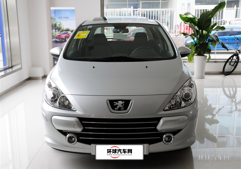 2013款 兩廂 1.6L 自動舒適版