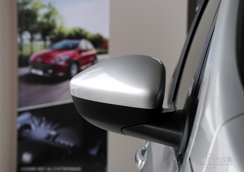 2013款 兩廂 1.6L 自動舒適版