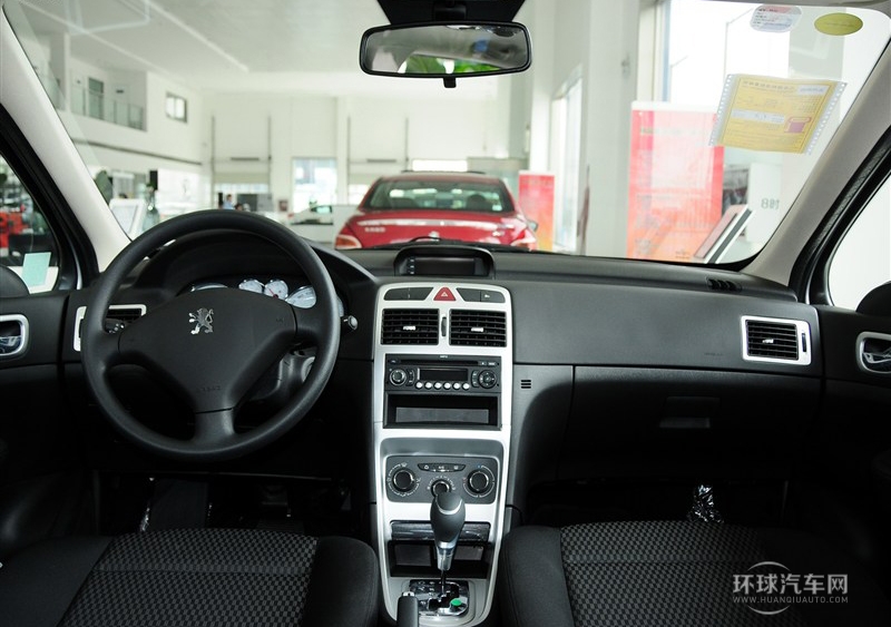 2013款 兩廂 1.6L 自動舒適版