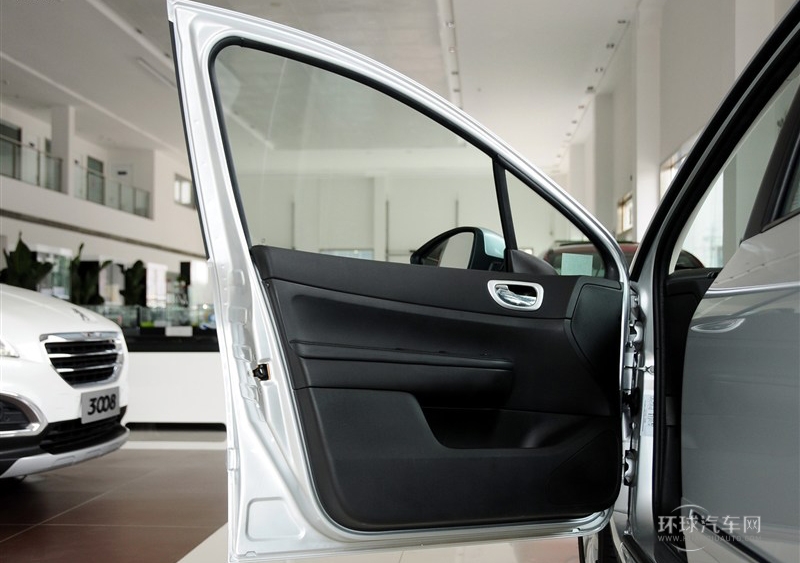 2013款 兩廂 1.6L 自動(dòng)舒適版