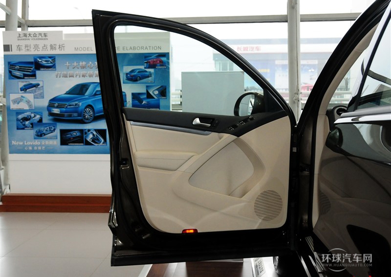 2013款 1.8TSI 自動兩驅舒適版