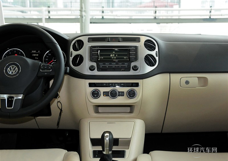 2013款 1.8TSI 自動兩驅舒適版