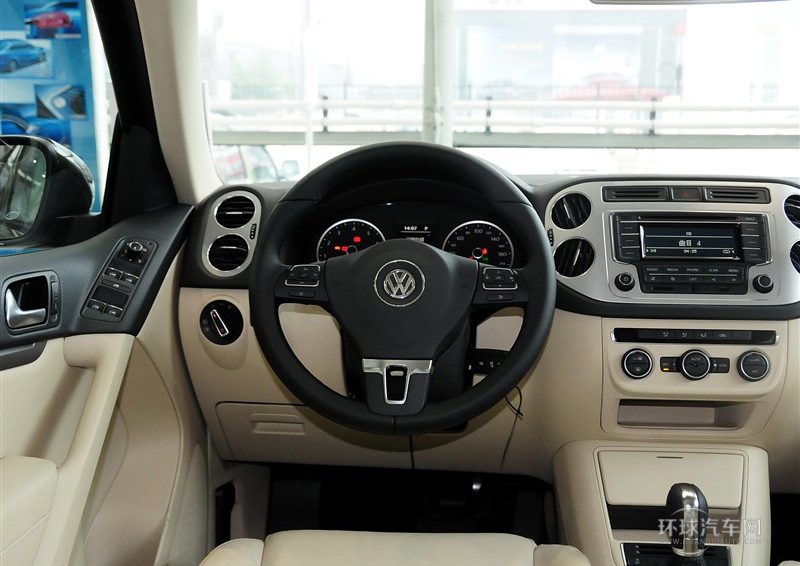 2013款 1.8TSI 自動兩驅舒適版