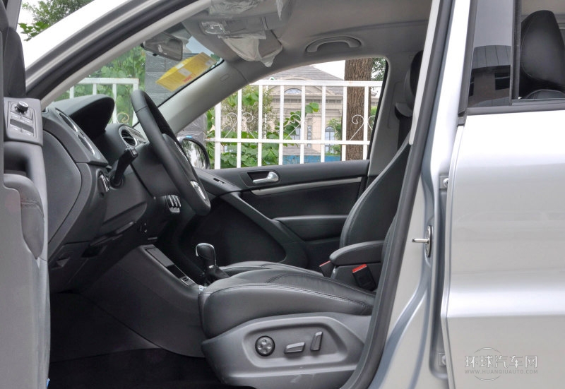 2013款 1.8TSI 自動四驅舒適版