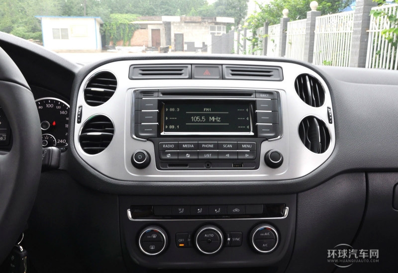 2013款 1.8TSI 自動四驅舒適版