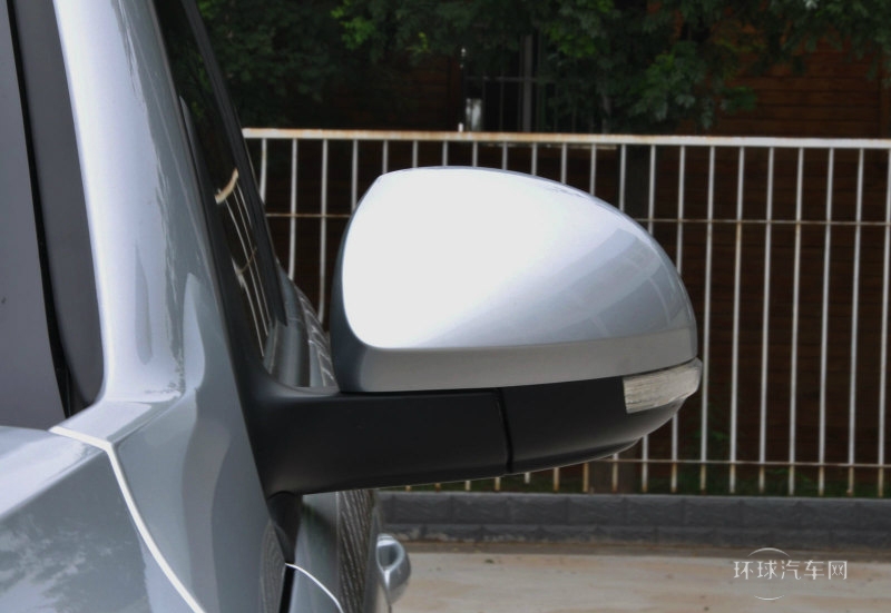 2013款 1.8TSI 自動四驅舒適版