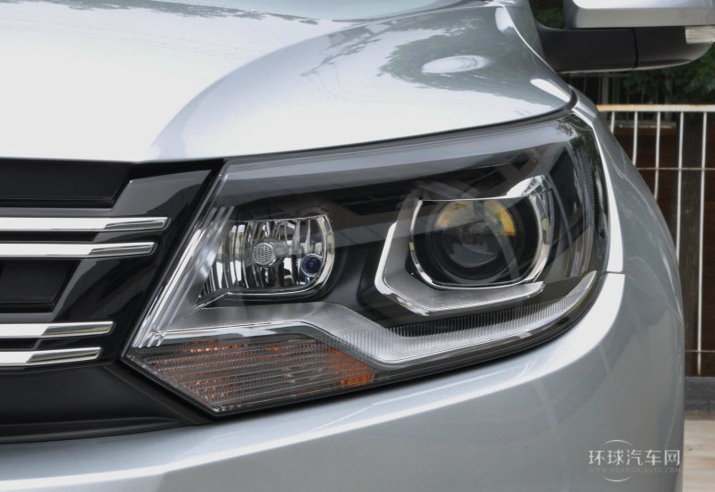 2013款 1.8TSI 自動四驅舒適版