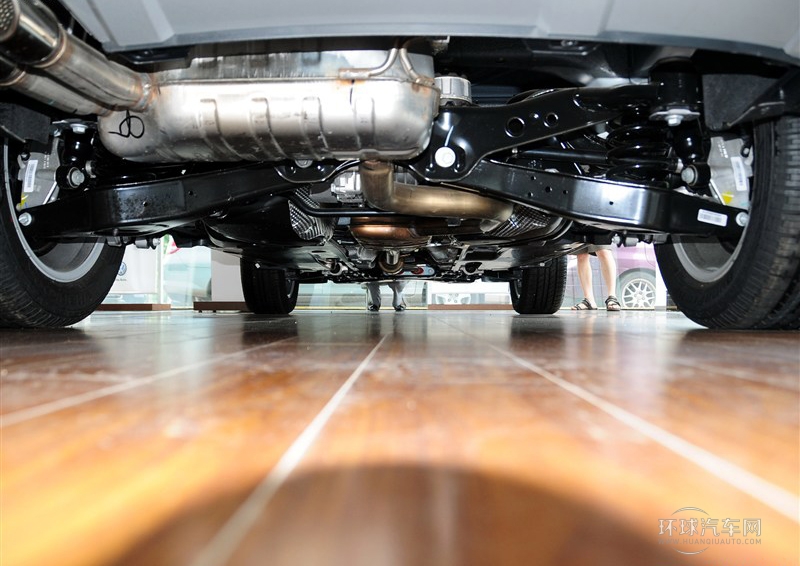 2013款 1.8TSI 自動(dòng)四驅(qū)豪華型