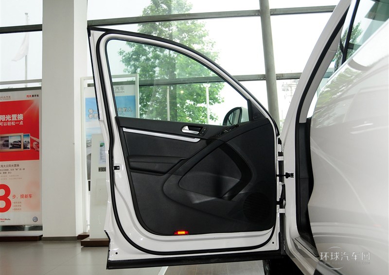 2013款 1.8TSI 自動四驅豪華型