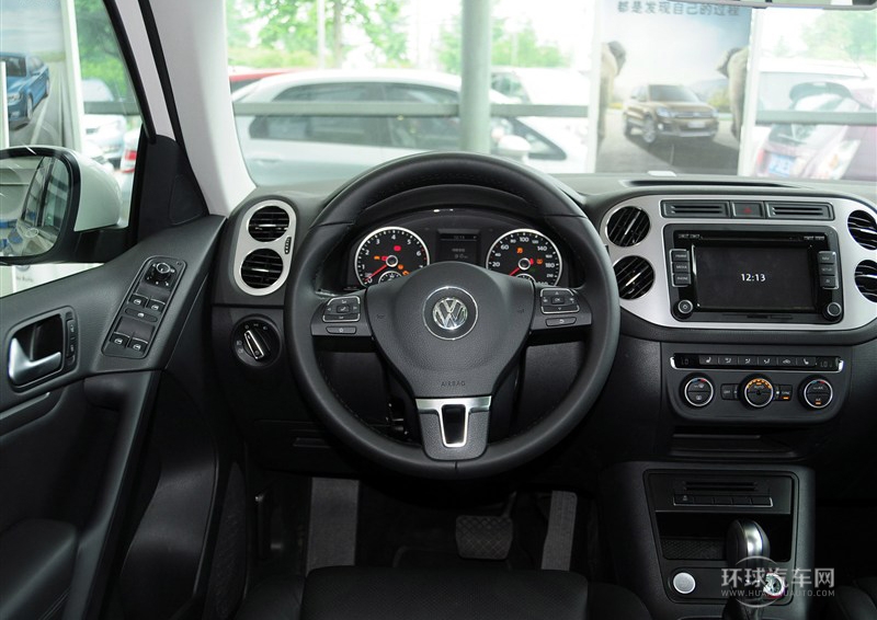 2013款 1.8TSI 自動(dòng)四驅(qū)豪華型