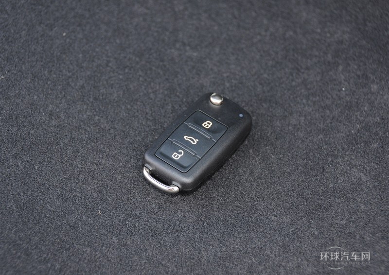 2013款 2.0TSI 自動(dòng)四驅(qū)旗艦版