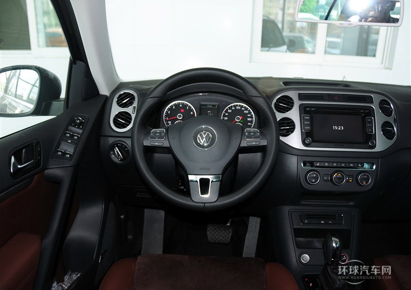 2013款 2.0TSI 自動(dòng)四驅(qū)旗艦版