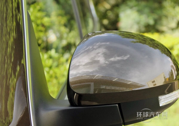 2013款 2.0TSI 自動四驅(qū)旗艦版