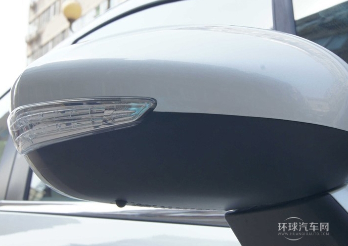 2014款 樂(lè)享版 2.0L 自動(dòng)風(fēng)尚型