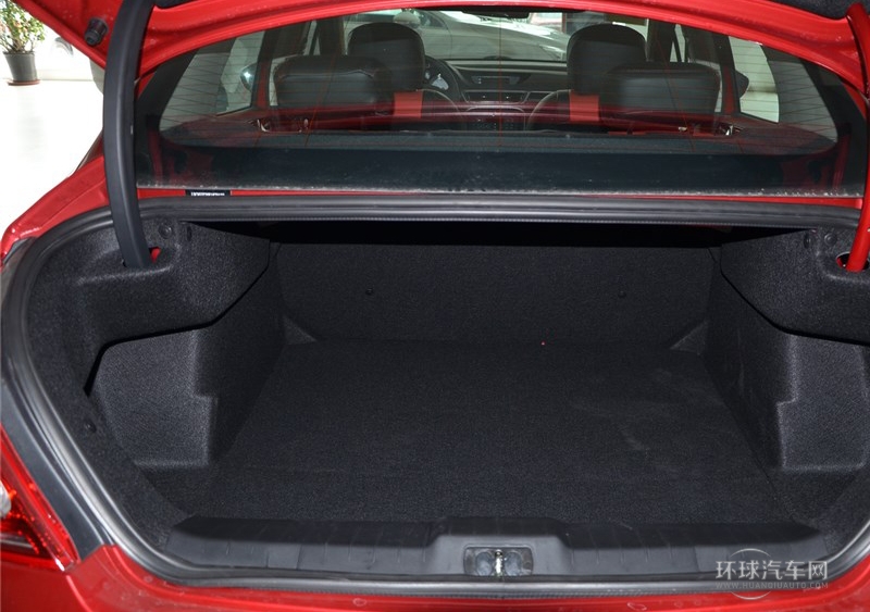 2014款 樂(lè)享版 2.0L 手動(dòng)風(fēng)尚型