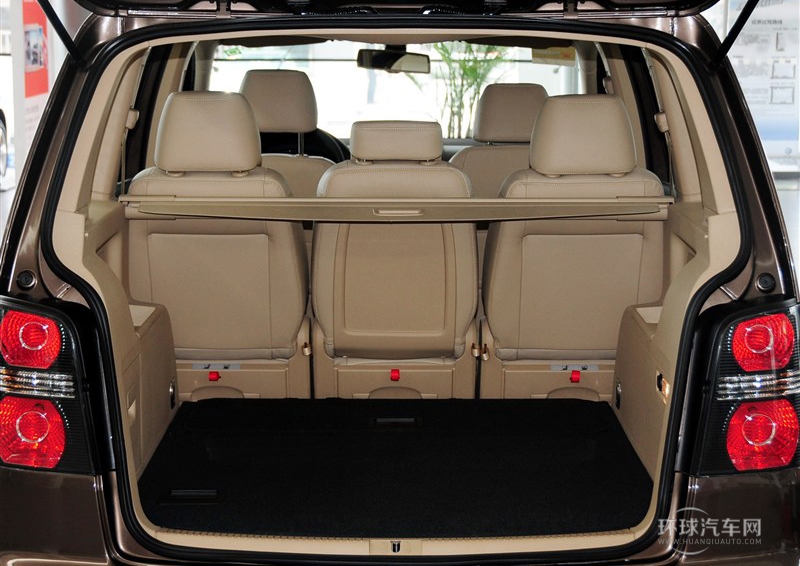 2013款 1.4T 手動舒適版5座