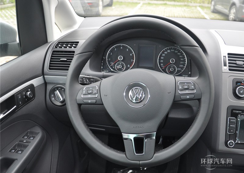 2013款 1.4T 自動璀璨版7座