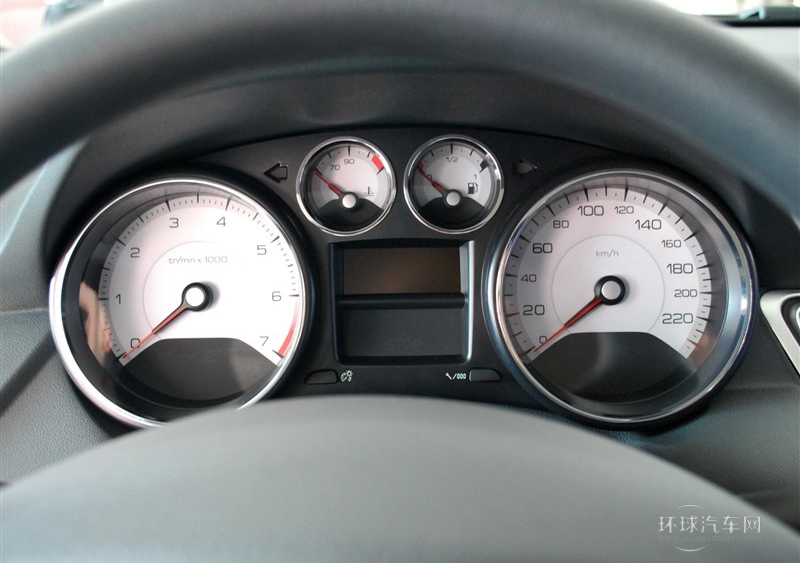 2014款 樂享版 1.6L 手動優(yōu)尚型CNG