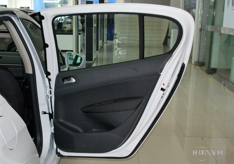 2014款 樂享版 1.6L 手動優(yōu)尚型CNG