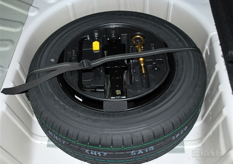 2014款 樂(lè)享版 1.6L 手動(dòng)優(yōu)尚型CNG