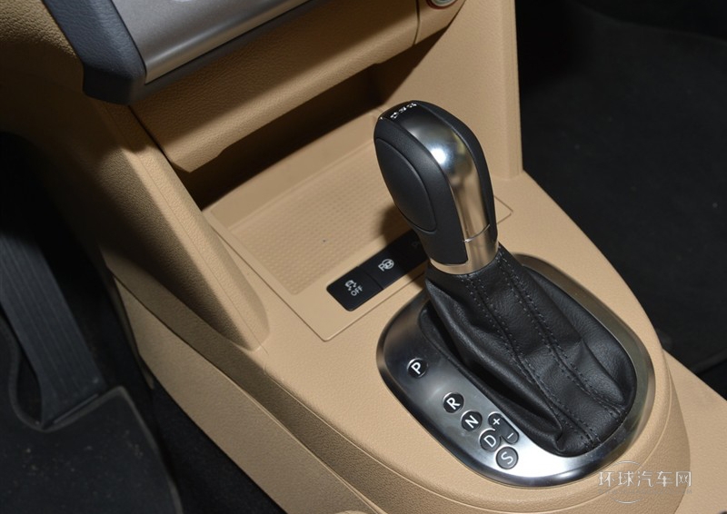 2013款 1.4T 自動睿智版7座