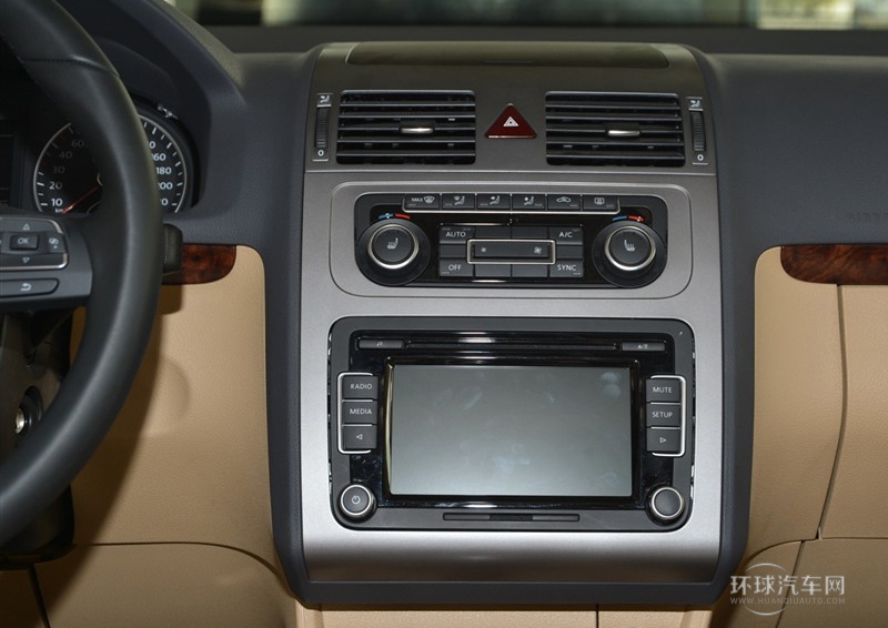 2013款 1.4T 自動睿智版7座