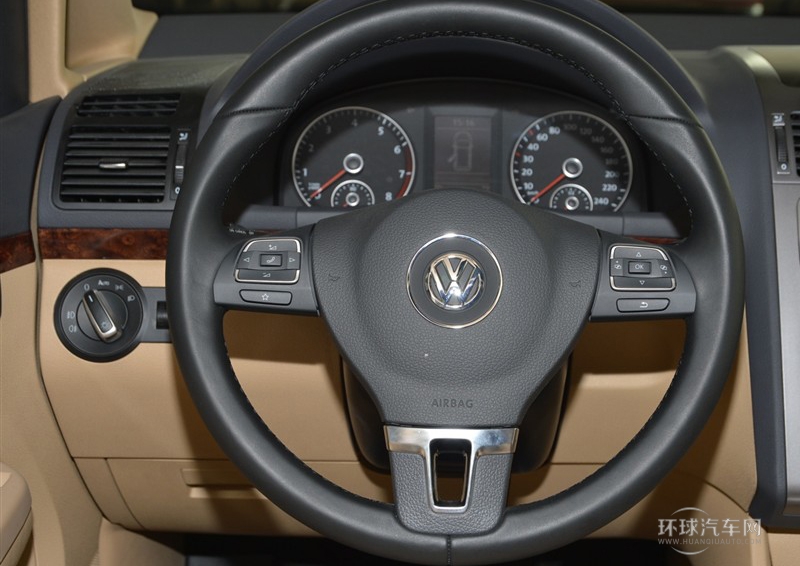 2013款 1.4T 自動睿智版7座