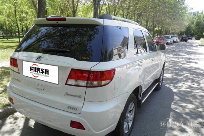 2012款 2.4L 手動(dòng)四驅(qū)精英版