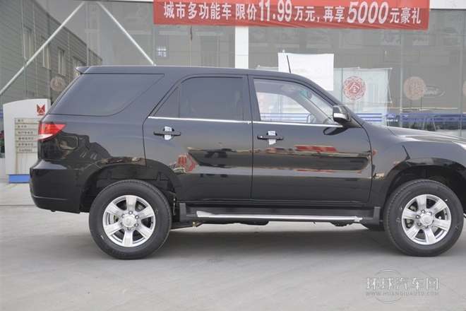 2012款 2.4L 手動兩驅豪華版