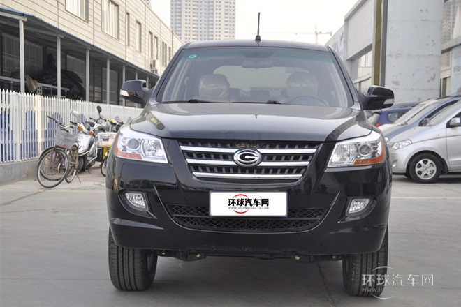 2012款 2.4L 手動(dòng)兩驅(qū)豪華版