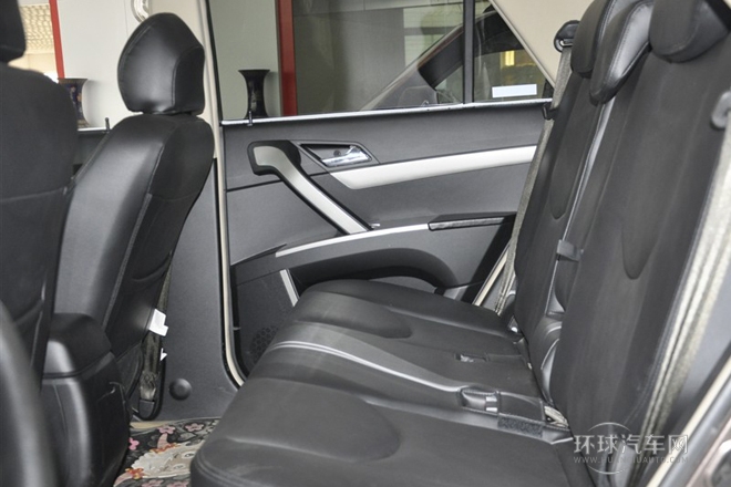 2012款 2.0L 手動汽油兩驅(qū)時尚版