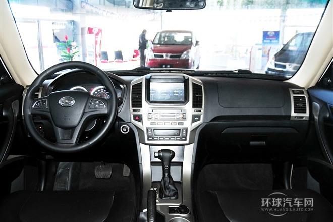 2012款 2.5T 手動柴油兩驅時尚版