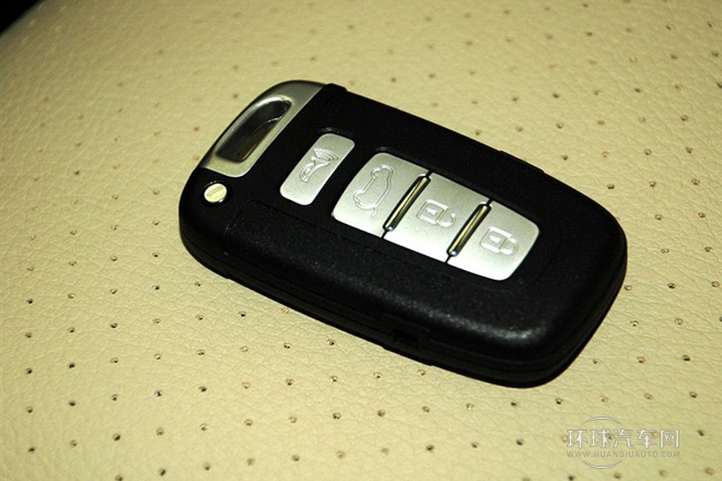 2008款 3.8L 豪華版