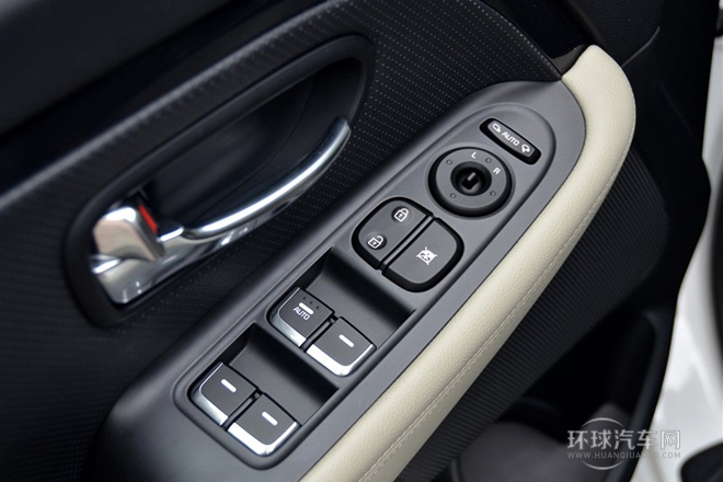 2013款 2.0L 7座自動豪華版 國V