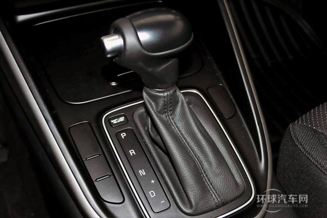 2013款 2.0L 7座自動標準版 國V