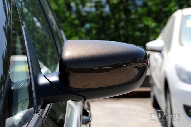 2013款 2.0L 5座自動舒適版 國V