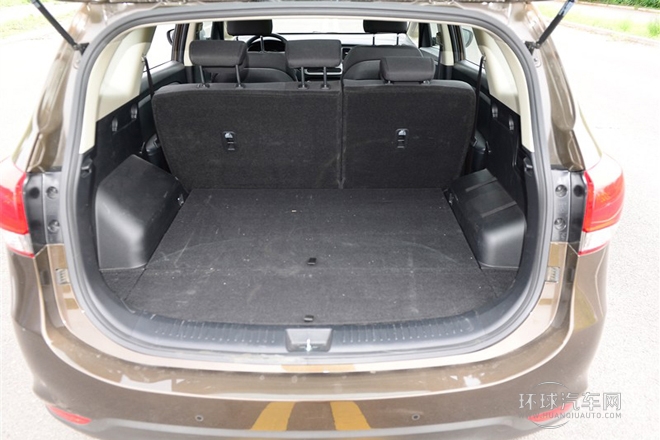 2013款 2.0L 5座自動標(biāo)準(zhǔn)版 國V