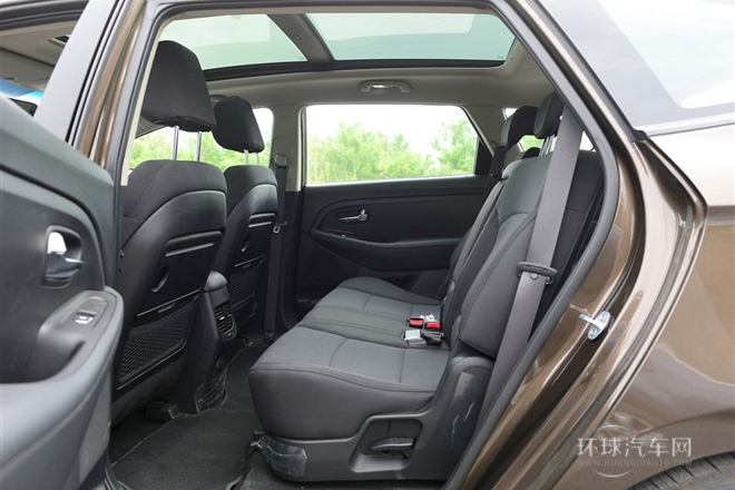 2013款 2.0L 5座自動(dòng)標(biāo)準(zhǔn)版 國V