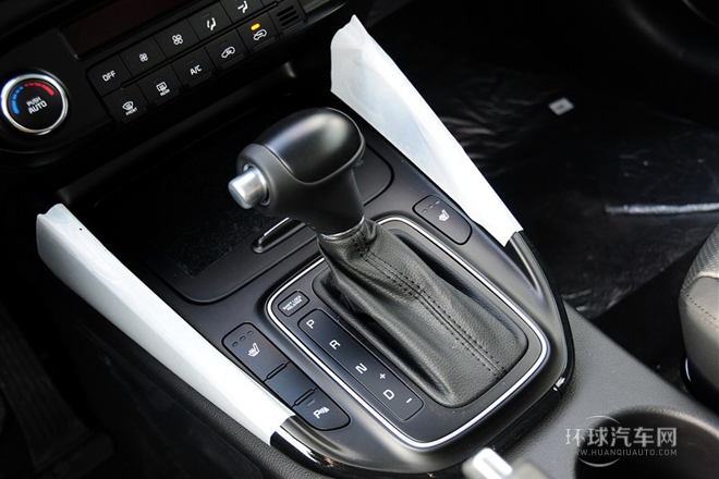 2013款 2.0L 7座自動豪華版 國IV