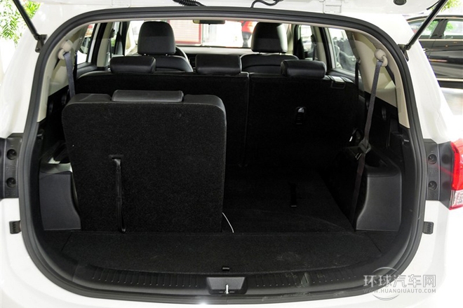 2013款 2.0L 7座自動舒適版 國IV