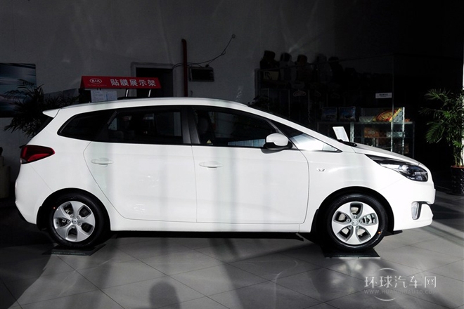 2013款 2.0L 7座自動舒適版 國IV