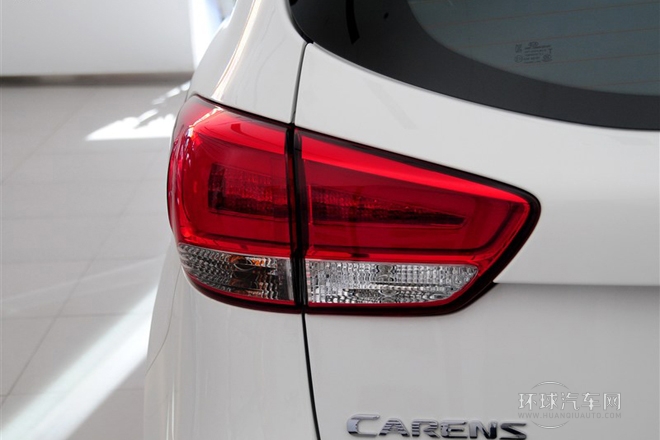 2013款 2.0L 5座自動舒適版 國IV