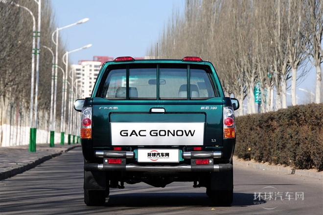 2010款 2.2L汽油豪華型短貨箱