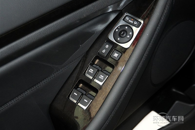 2013款 2.4L 商務天窗型 國IV