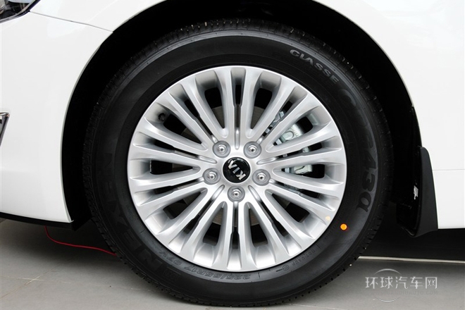 2013款 2.4L 商務(wù)天窗型 國(guó)V